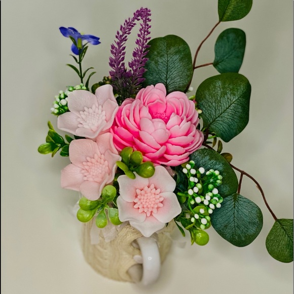 Soap Flowers Free Delivery - Picture 2 of 11